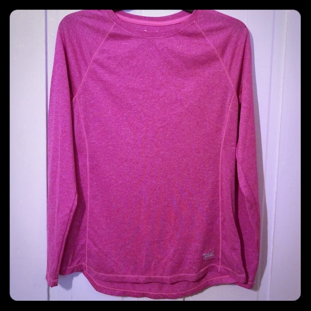 Long sleeve Everlast shirt
